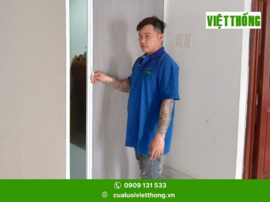 Bức vách ngăn phòng khách 