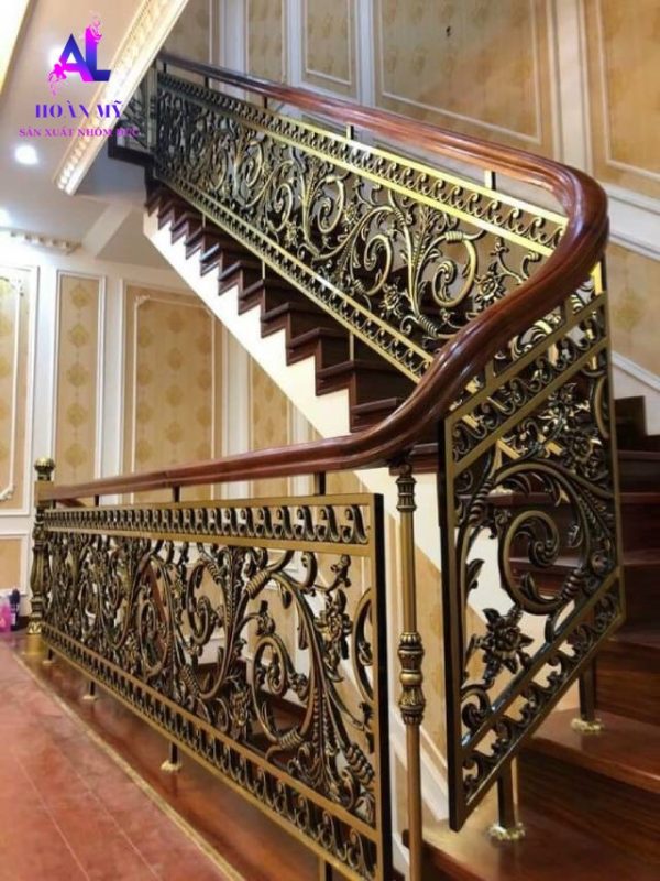 Cầu thang nhôm đúc nghệ thuật