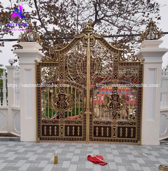 Giá cổng nhôm đúc mạ đồng 15 Cổng nhôm đúc buckingham