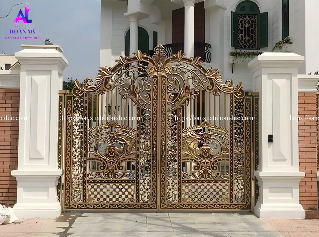 Giá cổng nhôm đúc mạ đồng 16 Cổng nhôm đúc hoa lá tây